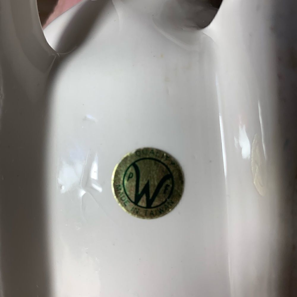 VINTAGE Ceramic Santa Sled - Picture 8 of 8